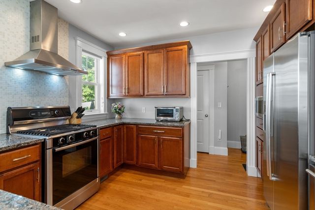 110 Medford St 110, Arlington, MA 02474
