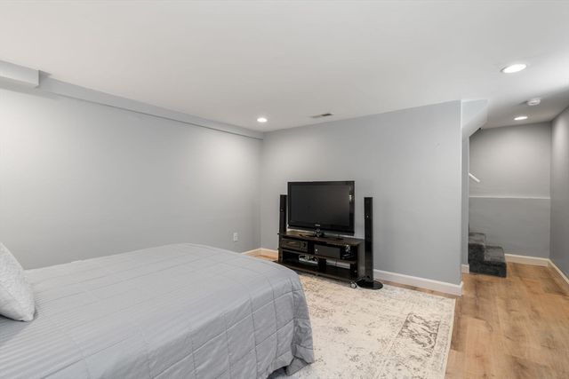 110 Medford St 110, Arlington, MA 02474