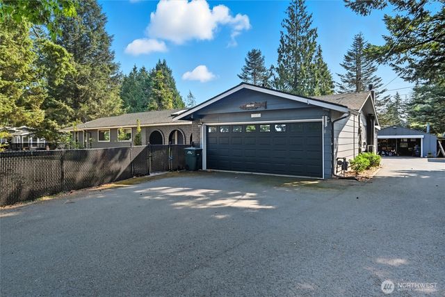 1125 Lattimore Road, Ferndale, WA 98248