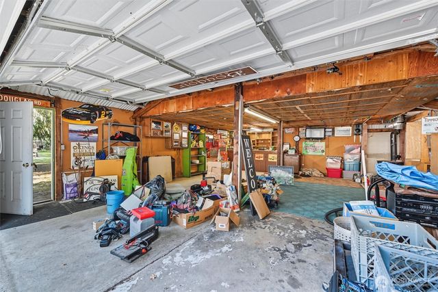 1125 Lattimore Road, Ferndale, WA 98248