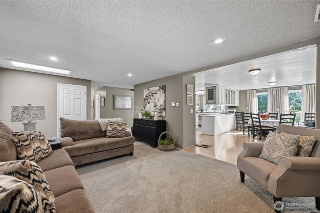 1125 Lattimore Road, Ferndale, WA 98248