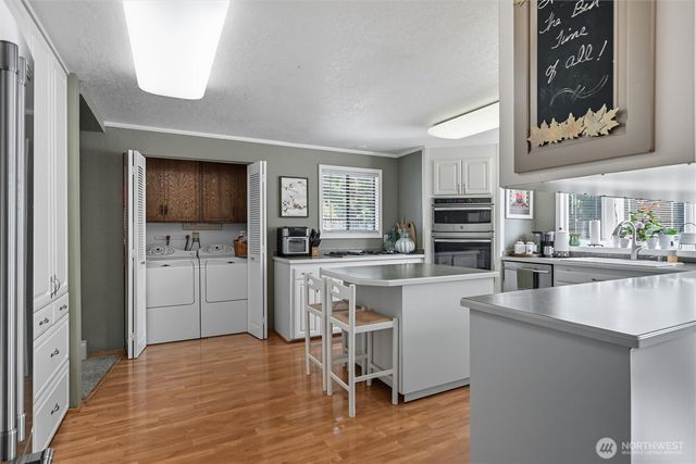 1125 Lattimore Road, Ferndale, WA 98248