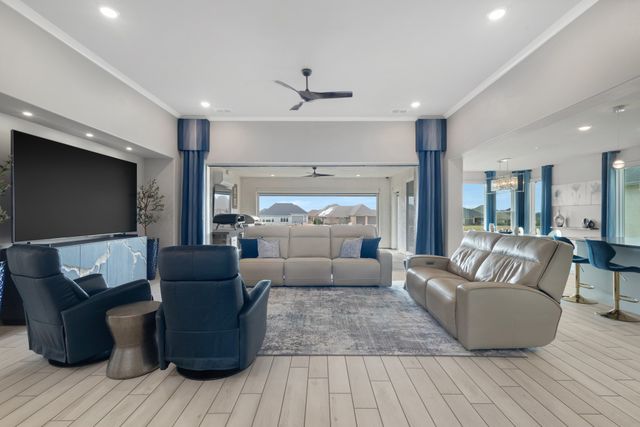 10817 Drinkwater Drive, Denton, TX 76207