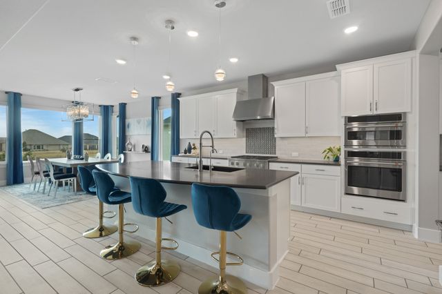 10817 Drinkwater Drive, Denton, TX 76207