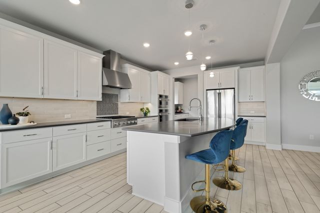 10817 Drinkwater Drive, Denton, TX 76207