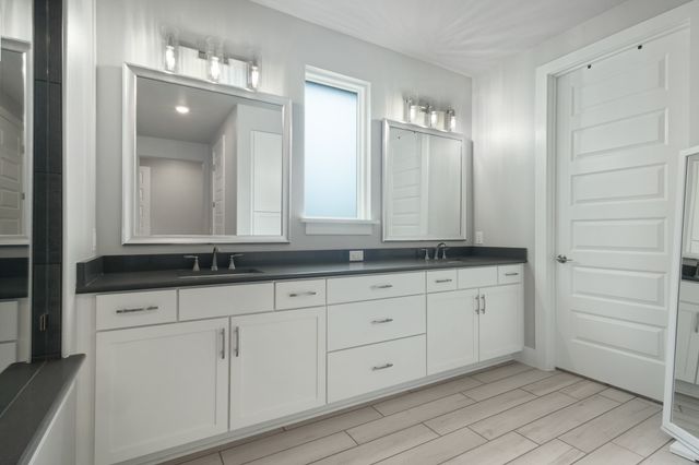 10817 Drinkwater Drive, Denton, TX 76207