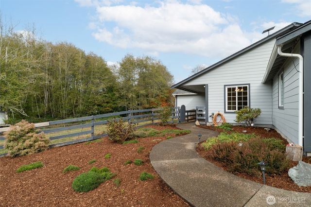 61 Packard Lane, Elma, WA 98541