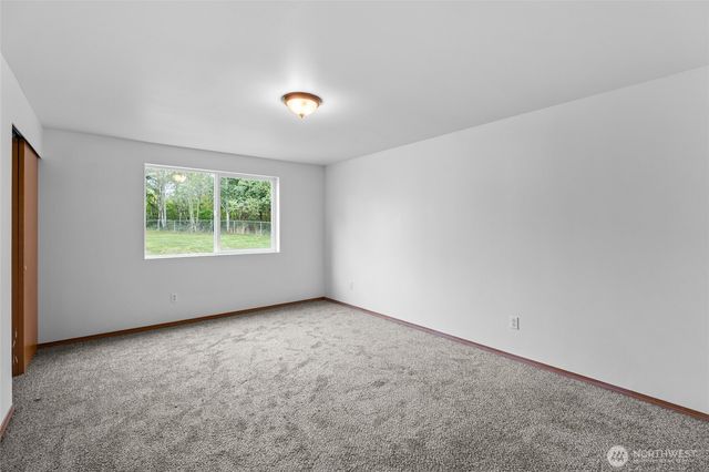 61 Packard Lane, Elma, WA 98541