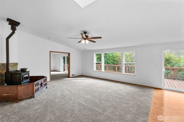 61 Packard Lane, Elma, WA 98541