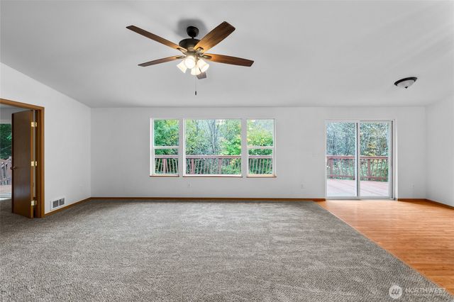 61 Packard Lane, Elma, WA 98541