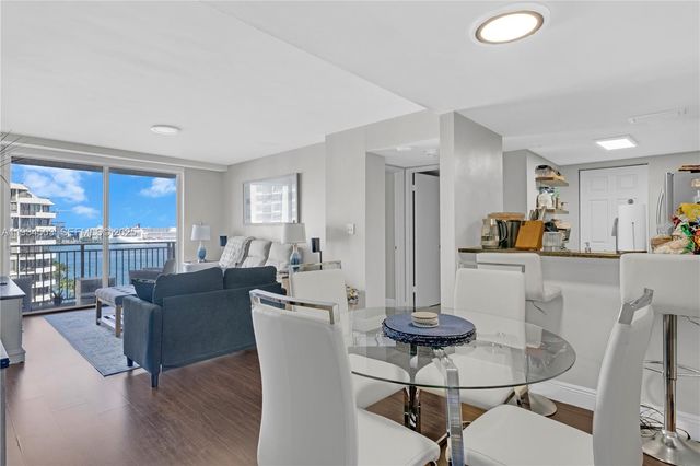 770 Claughton Island Dr 1113, Miami, FL 33131