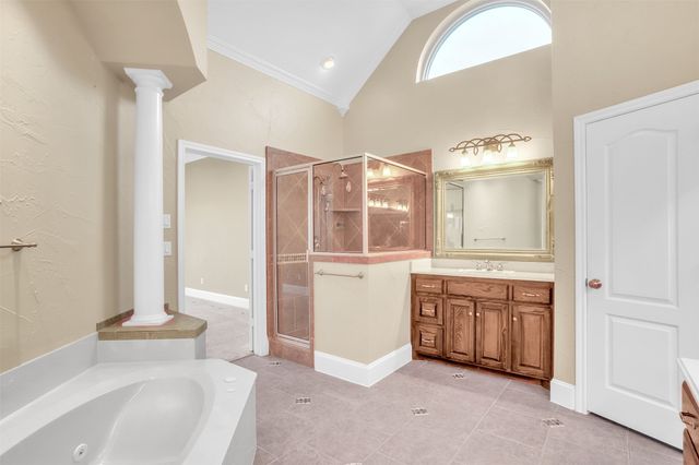 10292 County Road 213, Talty, TX 75126