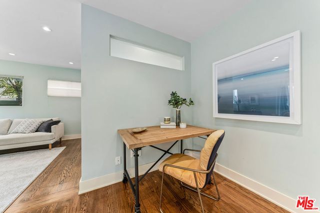 607 Ashland Avenue, Santa Monica, CA 90405