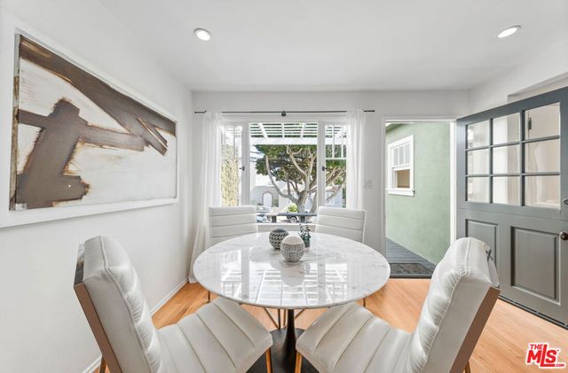 607 Ashland Avenue, Santa Monica, CA 90405