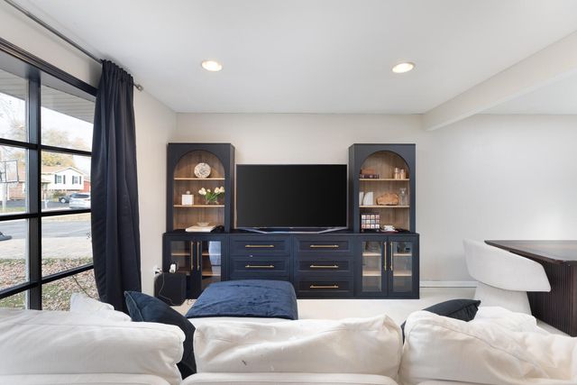 207 Diana Street, Shorewood, IL 60404