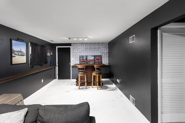 207 Diana Street, Shorewood, IL 60404