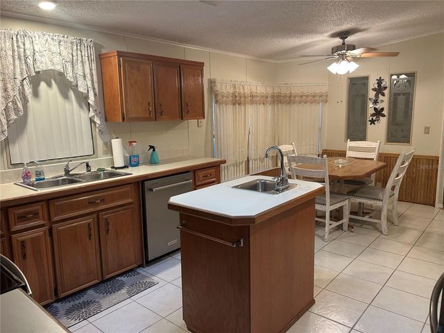 252 RITA BEE AVENUE, Davenport, FL 33897