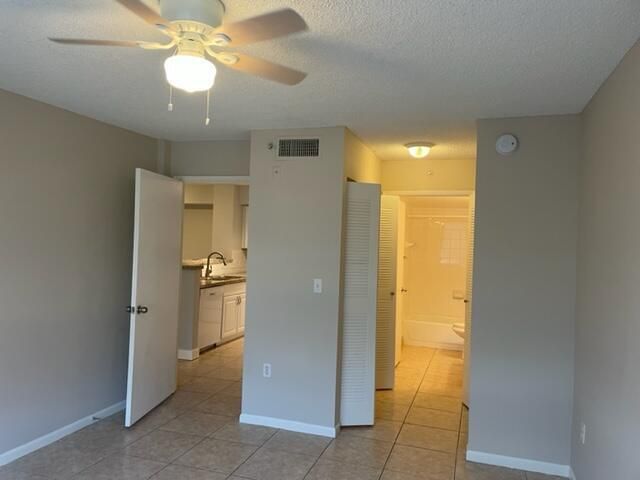 7888 Sonoma Springs Circle 105, Lake Worth, FL 33463