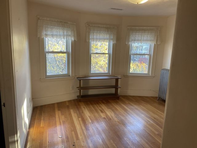 27 Vincent Ave 2, Belmont, MA 01248