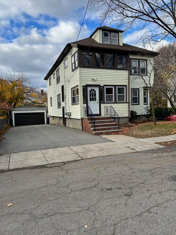 27 Vincent Ave 2, Belmont, MA 01248