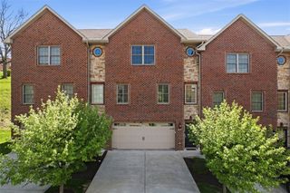 569 Chesnic Dr, North Strabane, PA 15317