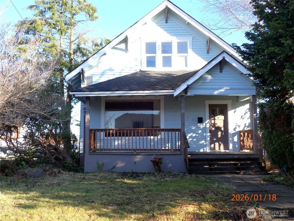 237 13th Street, Raymond, WA 98577