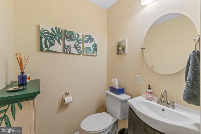 308 E LORRAINE AVE, Baltimore, MD 21218