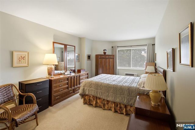 10 Orchard Street 1F, Hackensack, NJ 07601