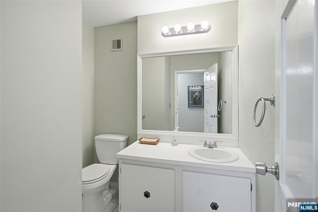 10 Orchard Street 1F, Hackensack, NJ 07601