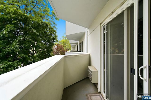 10 Orchard Street 1F, Hackensack, NJ 07601