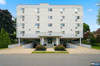10 Orchard Street 1F, Hackensack, NJ 07601