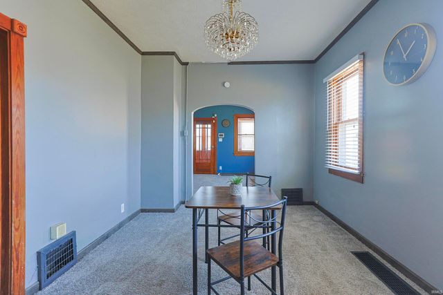 1614 Longley Avenue, South Bend, IN 46628