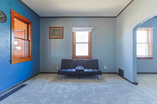 1614 Longley Avenue, South Bend, IN 46628