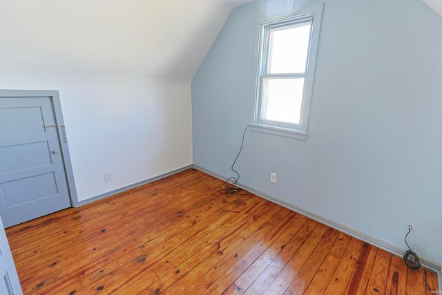 1614 Longley Avenue, South Bend, IN 46628