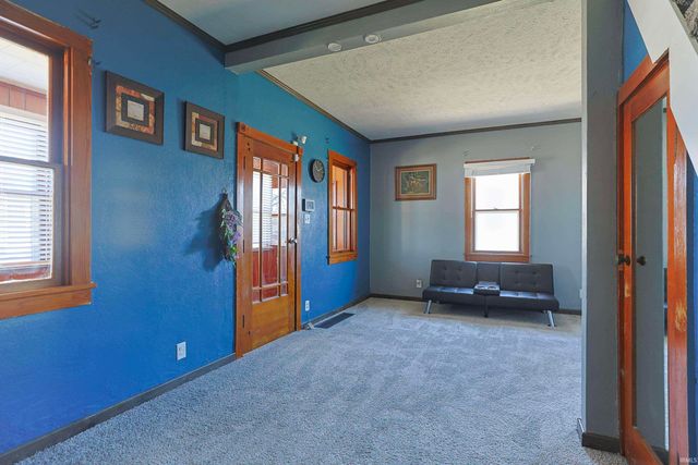 1614 Longley Avenue, South Bend, IN 46628