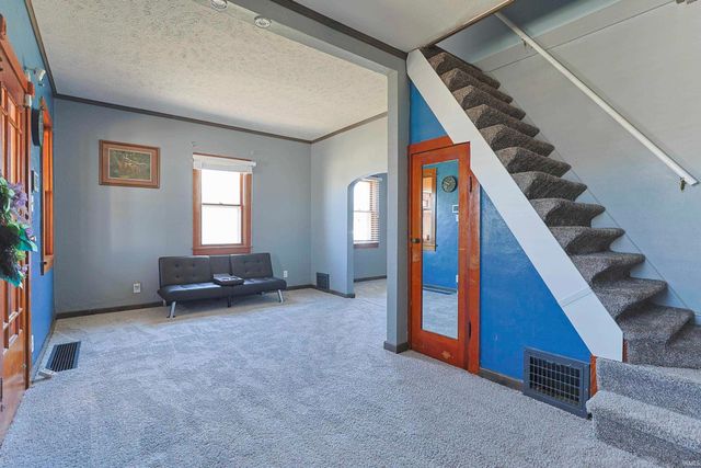 1614 Longley Avenue, South Bend, IN 46628