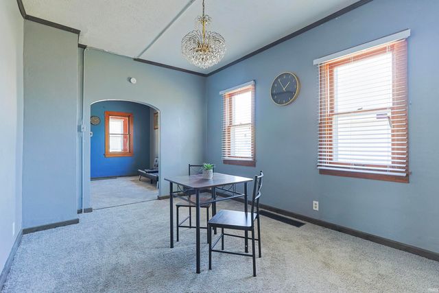 1614 Longley Avenue, South Bend, IN 46628