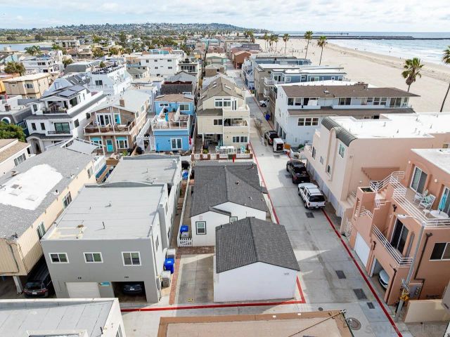 716 Dover, San Diego, CA 92109