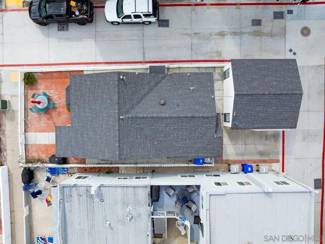 716 Dover, San Diego, CA 92109