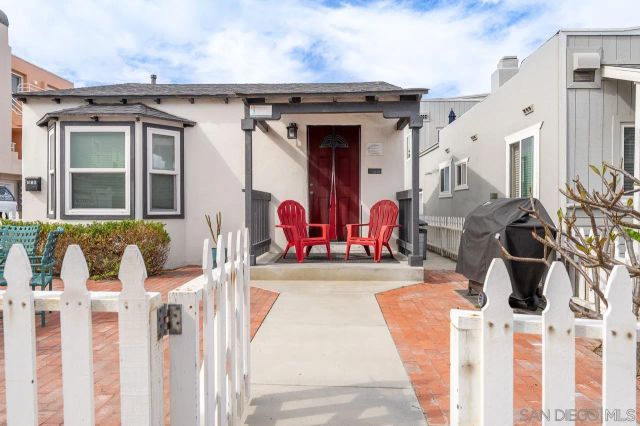 716 Dover, San Diego, CA 92109