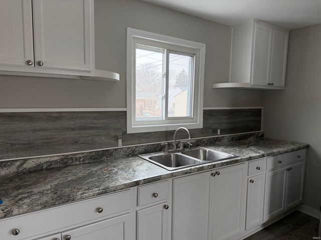 511 E Pettit Avenue, Fort Wayne, IN 46806