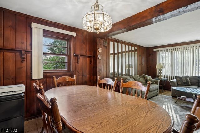 192 Rudolph Ave, Rahway City, NJ 07065