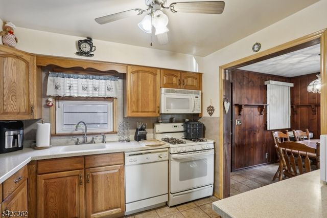 192 Rudolph Ave, Rahway City, NJ 07065