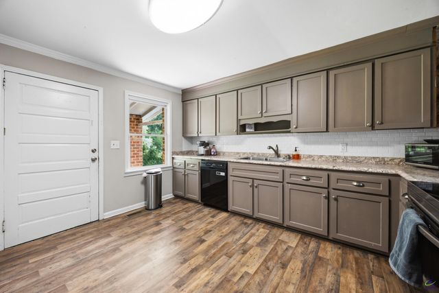 1529 Rainey Road, Macon, GA 31220