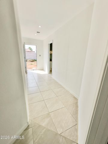 5408 S 19TH Avenue, Phoenix, AZ 85041