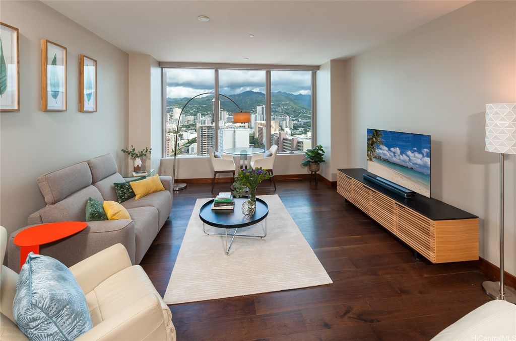 1555 Kapiolani Boulevard 2210, Honolulu, HI 96814