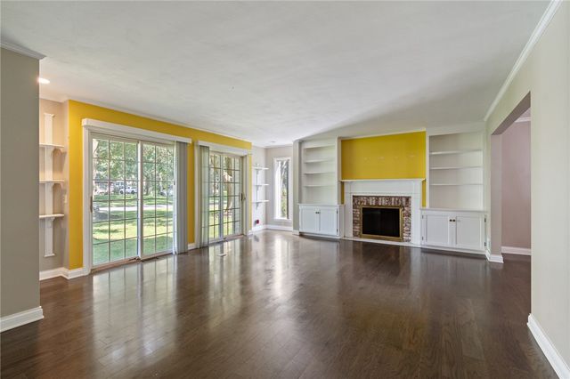 26 Rippingale Road, Pittsford, NY 14534