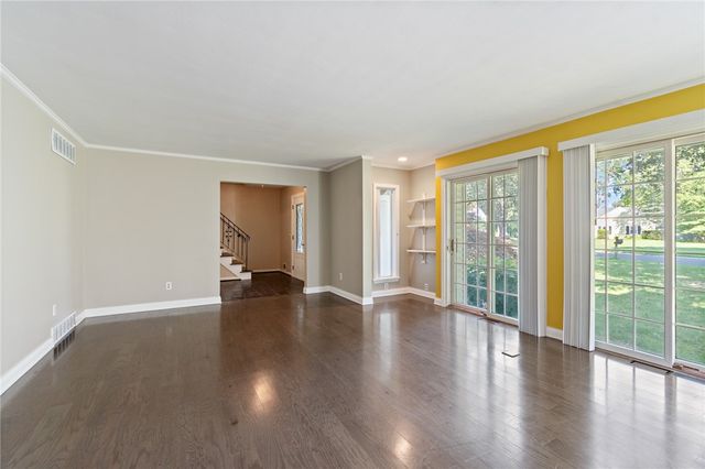 26 Rippingale Road, Pittsford, NY 14534