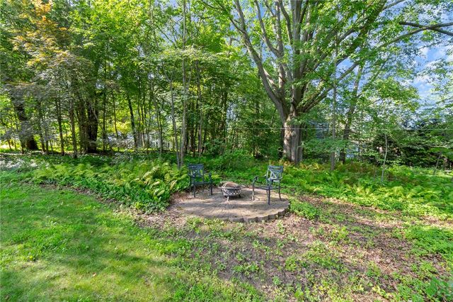26 Rippingale Road, Pittsford, NY 14534