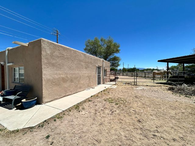 146 Monica Road, Los Lunas, NM 87031